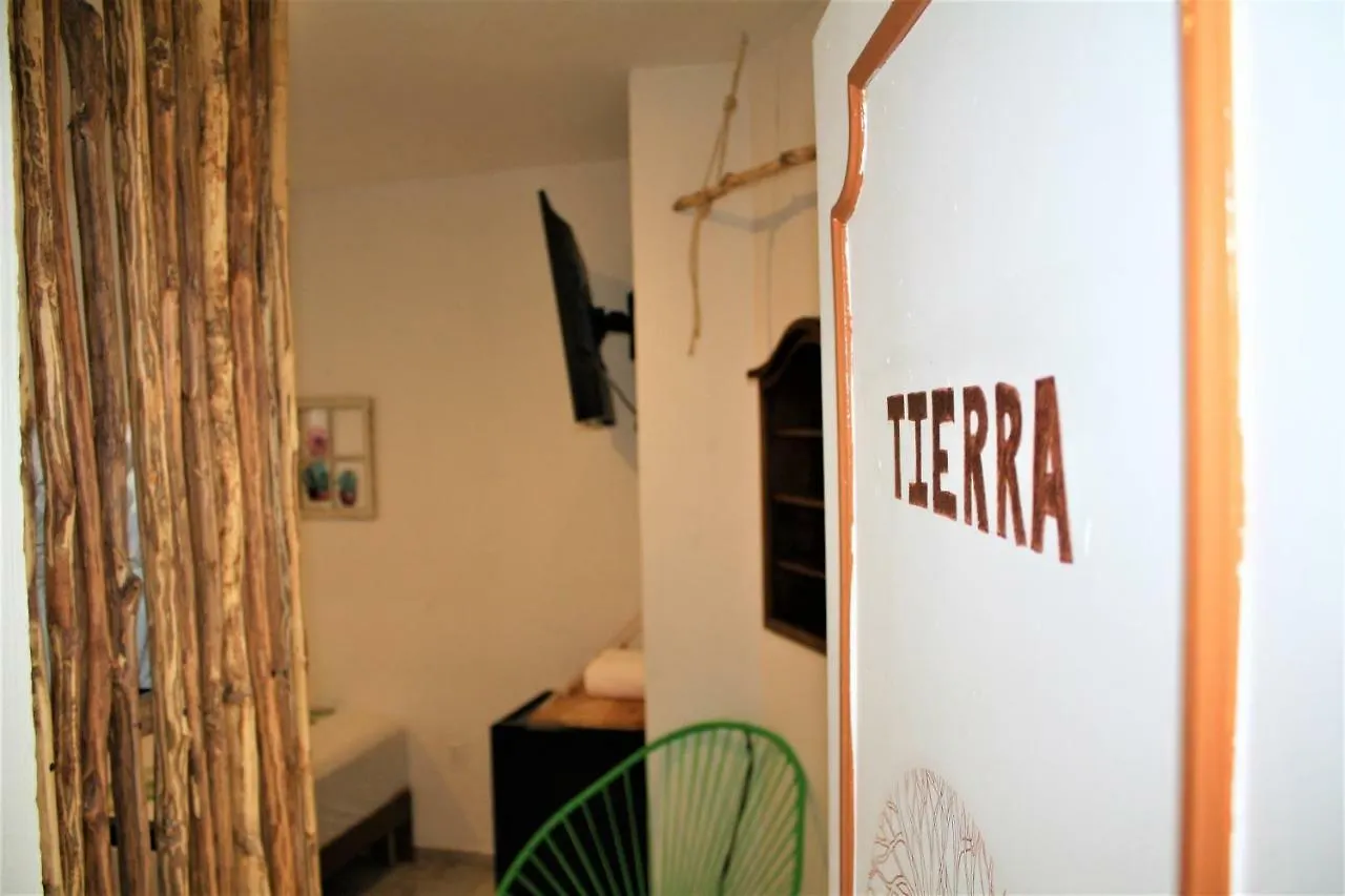 פלאייה דל כרמן Namastay Hostel